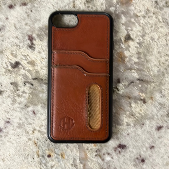 iPhone SE what home case - Picture 1 of 2